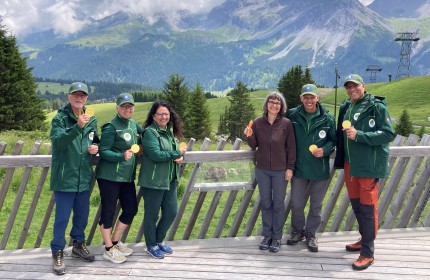 Arosa Bärenland Freiwilligenteam mit Yvonne Menn